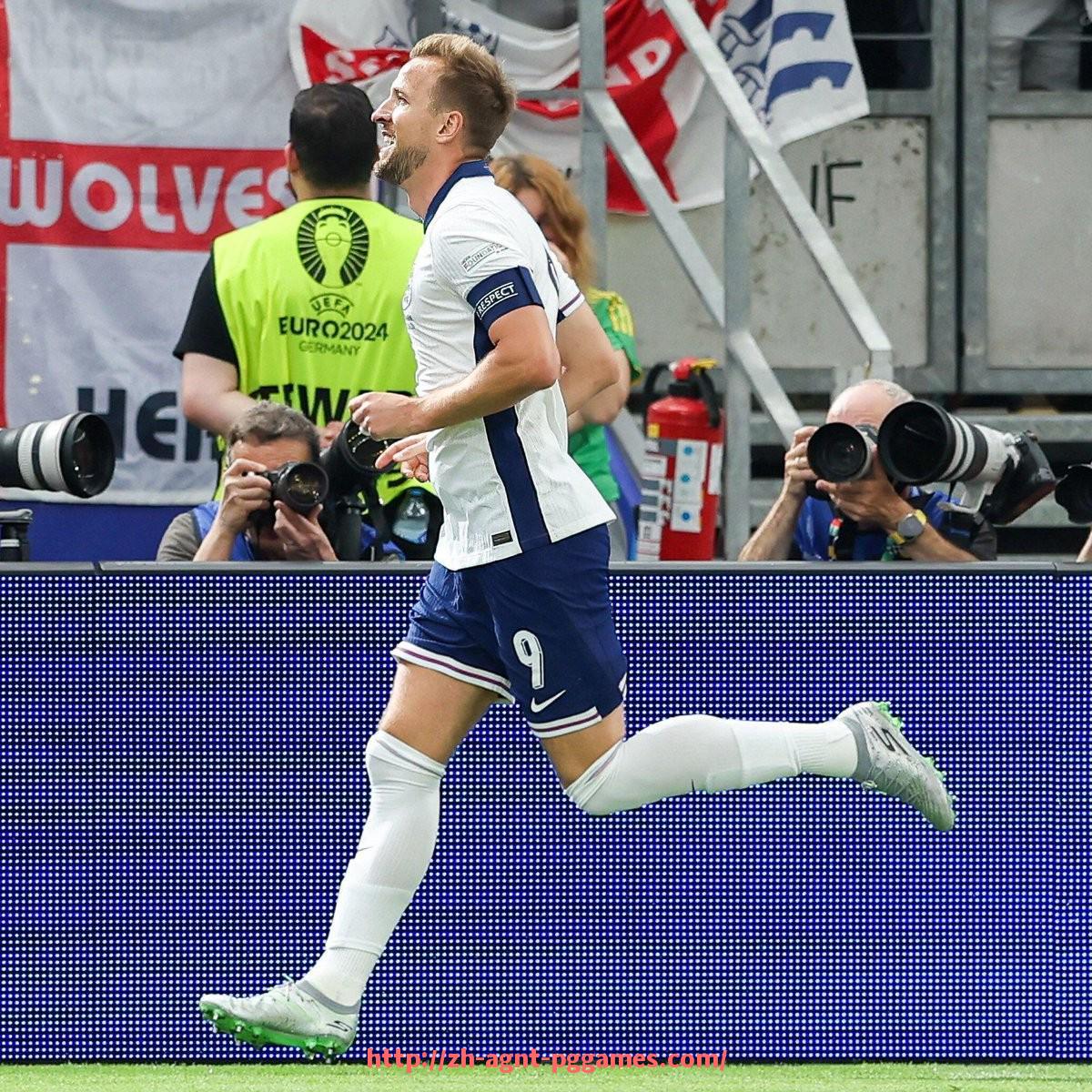 pg电子在线下载-法甲外援赛季总结分析及其对未来引援策略的指导